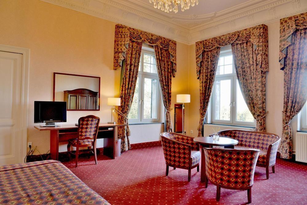 Hotel Kasteel Geulzicht Maastricht Ngoại thất bức ảnh