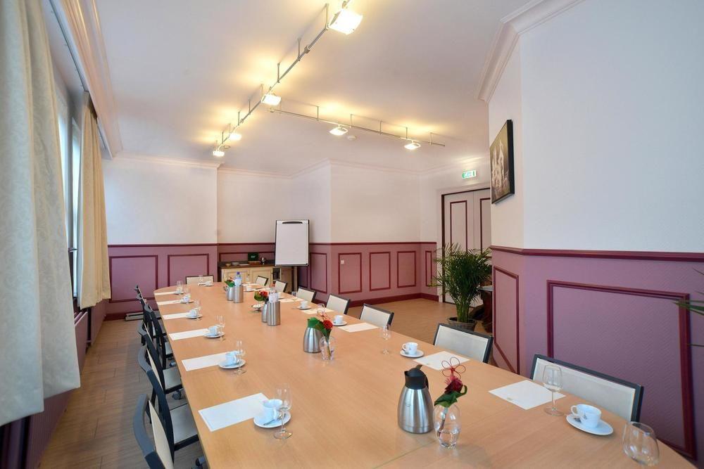 Hotel Kasteel Geulzicht Maastricht Ngoại thất bức ảnh