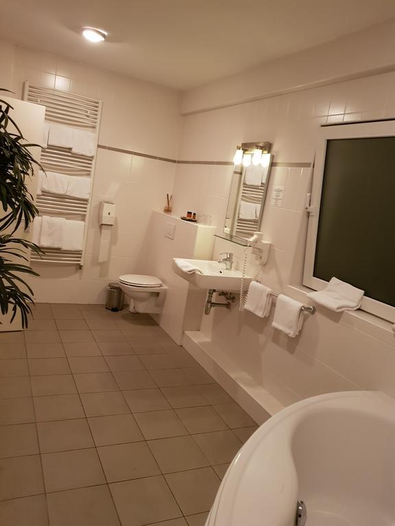 Hotel Kasteel Geulzicht Maastricht Ngoại thất bức ảnh